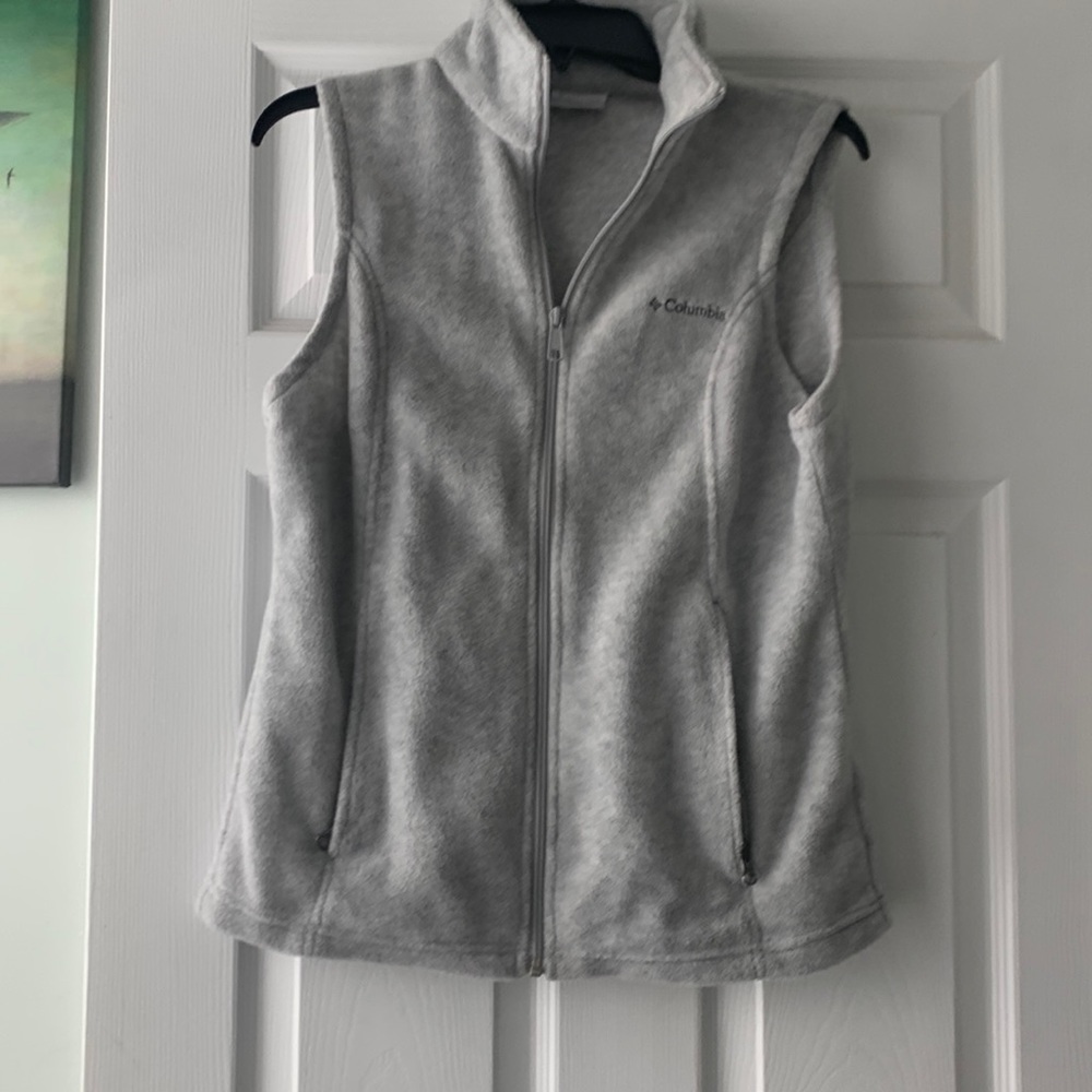 Columbia vest